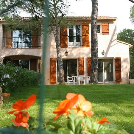 Location Villa Et Studios Roquebrune-sur Argens Exteriér fotografie