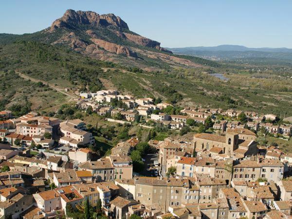 Location Villa Et Studios Roquebrune-sur Argens Exteriér fotografie