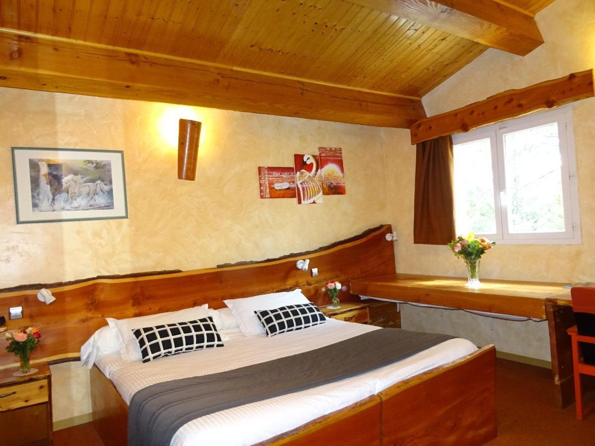 Location Villa Et Studios Roquebrune-sur Argens Exteriér fotografie